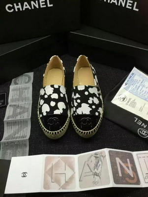 CHANEL Loafers Women--050